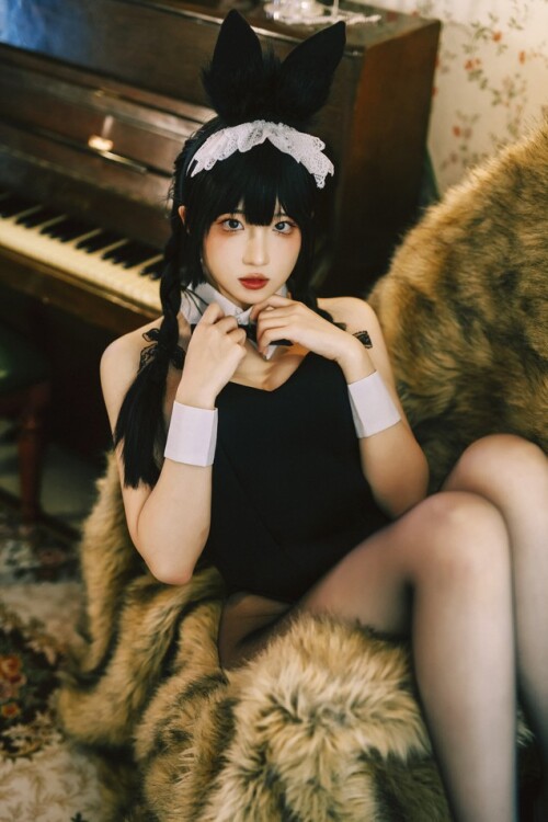 瓦斯塔亚小龙虾 - 兔女郎主题本 Bunny Diary 预览展示图 3
