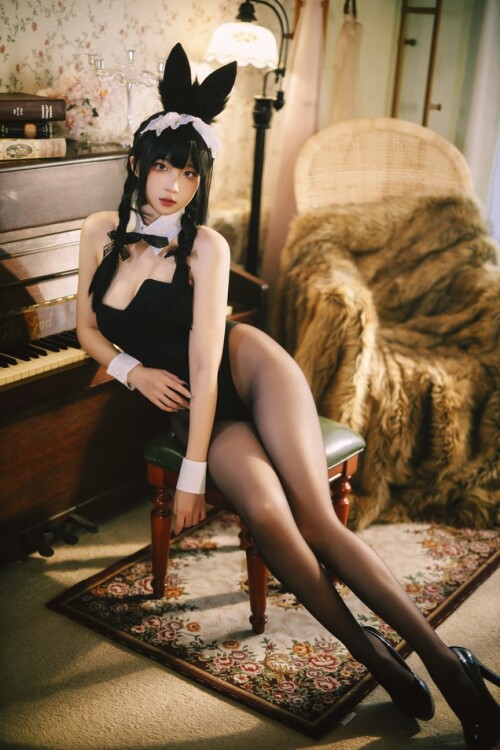瓦斯塔亚小龙虾 - 兔女郎主题本 Bunny Diary 预览展示图 4
