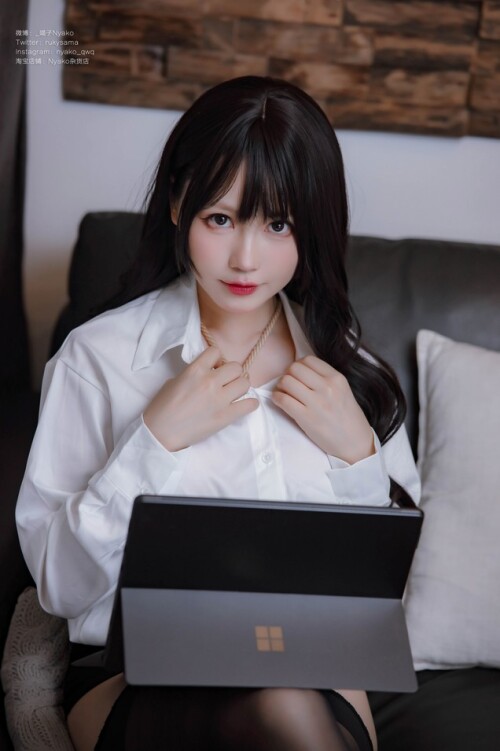Nyako喵子 – 隣のやばいお姉さん OL [78P1V-715MB]
