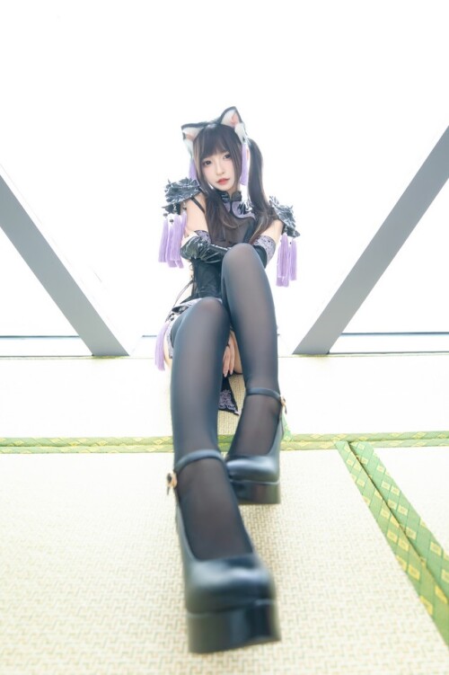 神楽坂真冬 - 旗袍猫女 预览展示图 3