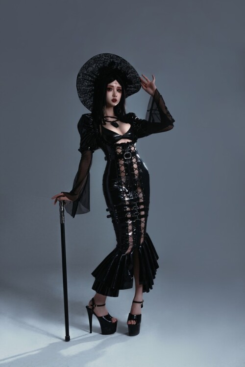 瓦斯塔亚小龙虾 - 魔女莉莉丝 预览展示图 3