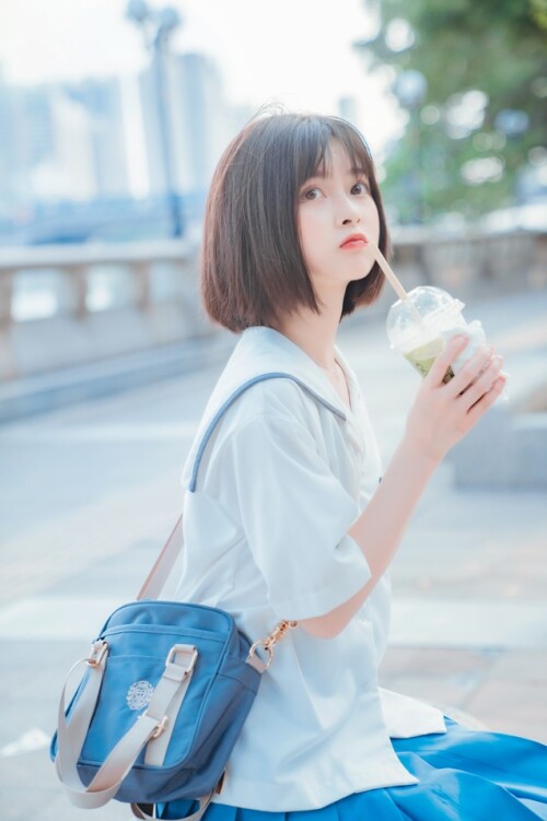 河豚抚子 – 和春天有个约会 [22P-427MB]