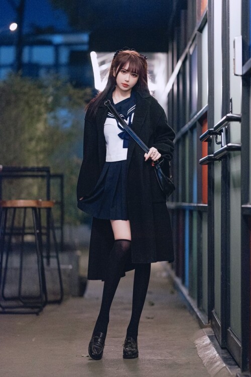 Tina很妖孽呀 - 不良JK 预览展示图 3