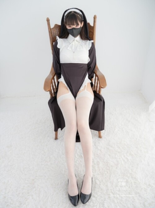 紧急企划 - EX-012 见希w 白丝修女 预览展示图 3