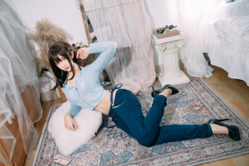 九曲Jean - 吉他妹妹包臀裙 预览展示图 2