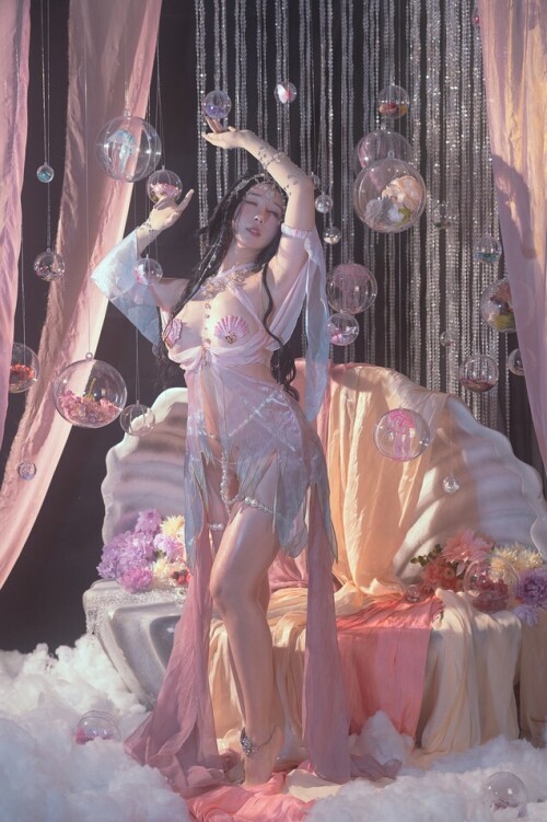 云溪溪 - 奶桃 海的女儿 预览展示图 2