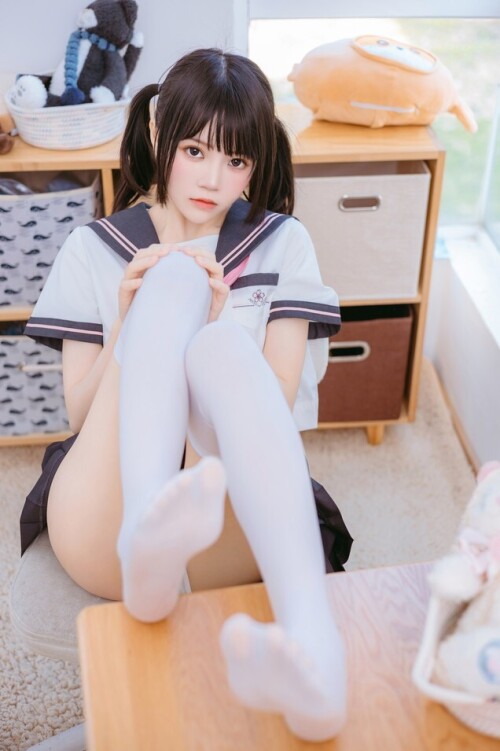桜桃喵 - 草莓雪糕 预览展示图 5