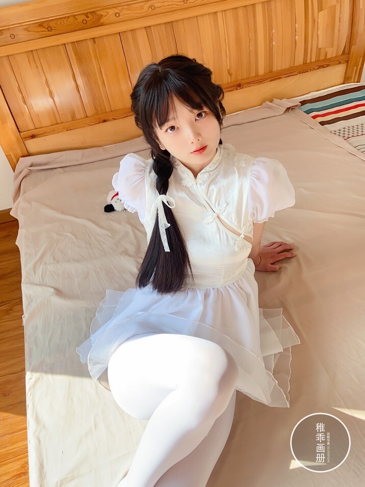 稚乖画册 - 夜夜 嬉戏 80d白丝 [74P1V-368MB]