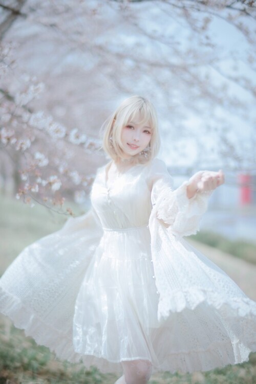 ElyEE子 - Sakura 预览展示图 1