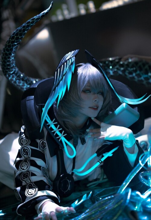 百合欧皇子 - 霍尔海雅 预览展示图 4