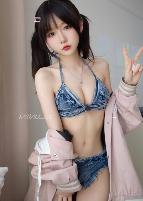 迷之呆梨 - 23.04月fantia会员订阅合集(全8期) 预览展示图 4