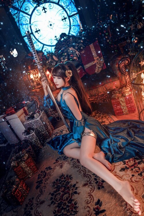 露兒大魔王 - 礼服 预览展示图 2