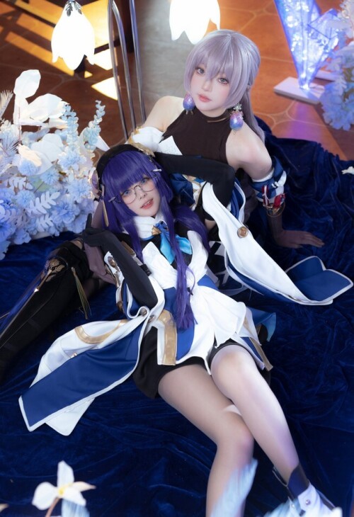 w百合欧皇子w - 佩拉 预览展示图 2