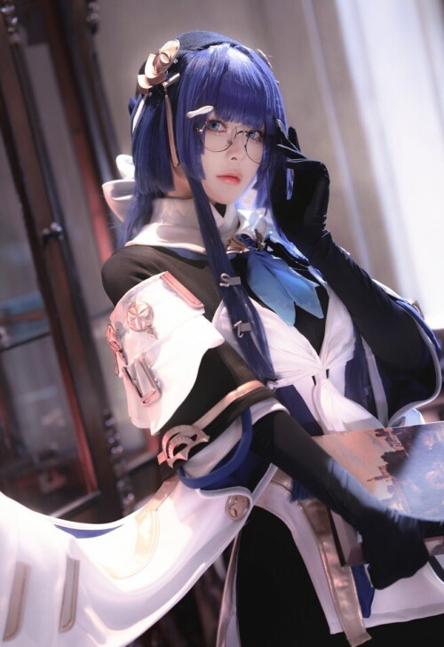 w百合欧皇子w - 佩拉 预览展示图 3