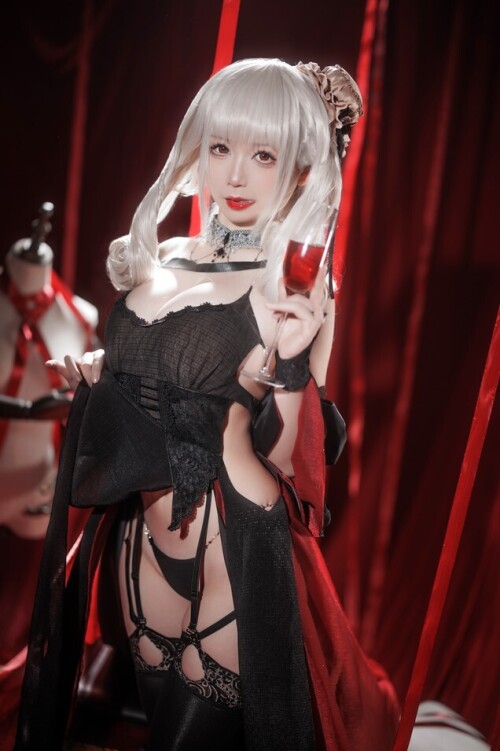 樱落酱w - 吕佐夫礼服 预览展示图 2