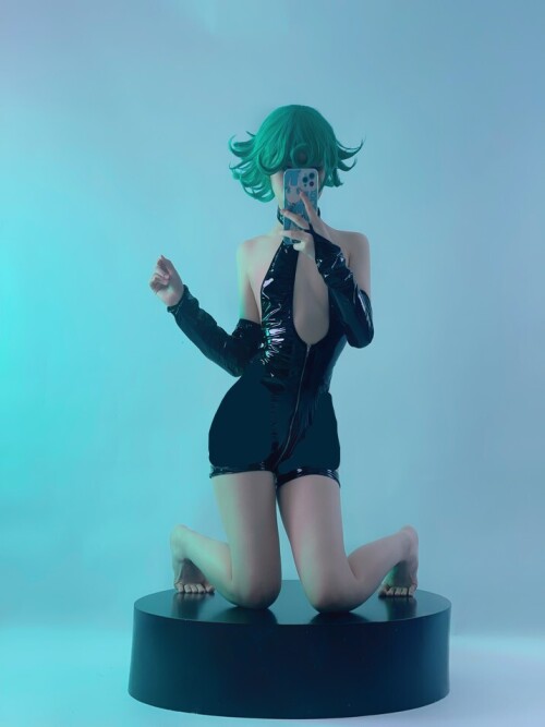幼愛youmeko - 一拳超人 龙卷 预览展示图 1