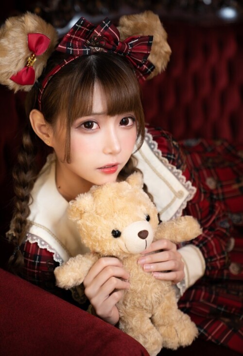 凛子酱 - Lolita 泰迪熊 预览展示图 2