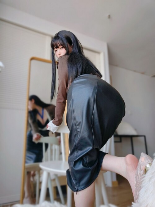 女主K - 上司的秘密 预览展示图 4