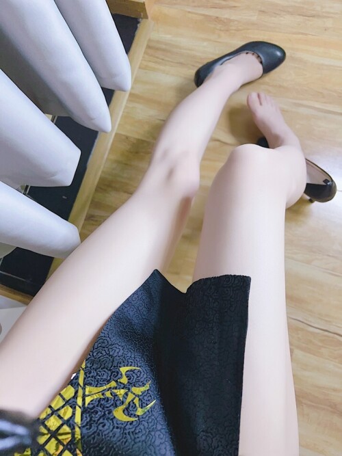 水淼aqua - Fantia 23.03月会员订阅 キサキ会長? 预览展示图 3