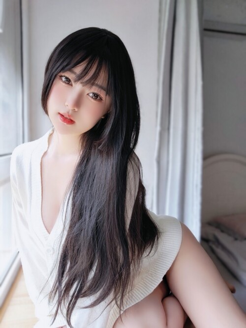 女主K - 素颜的清晨 预览展示图 4