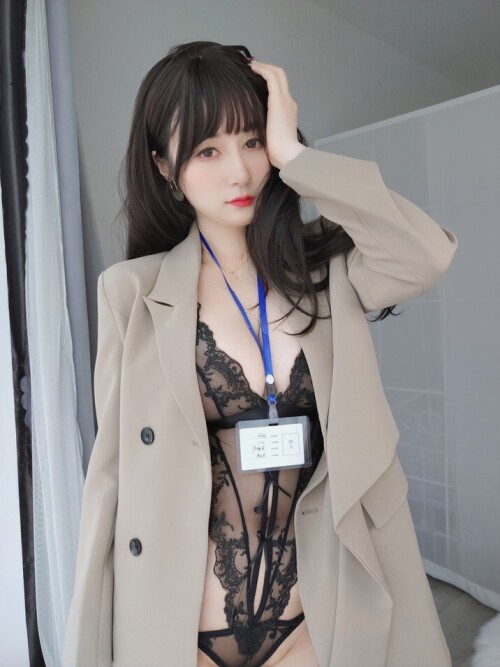 白银81 – Fantia 22.10月&11月会员合集 预览展示图 3