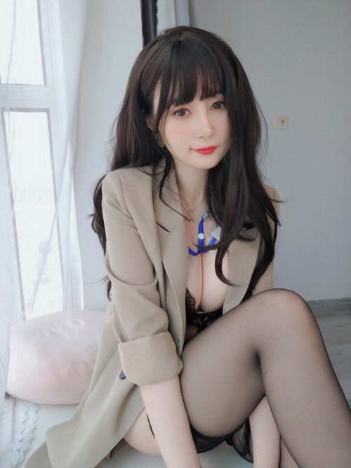 白银81 – Fantia 22.10月&11月会员合集 预览展示图 2