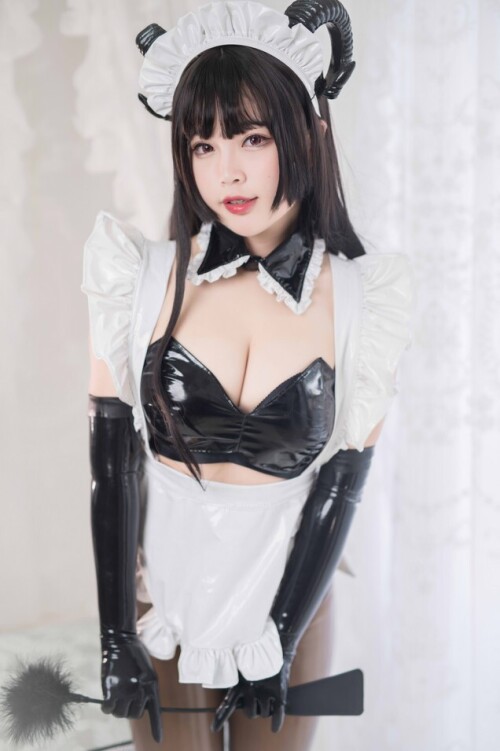 白烨 - 胶衣魅魔姐姐 预览展示图 4
