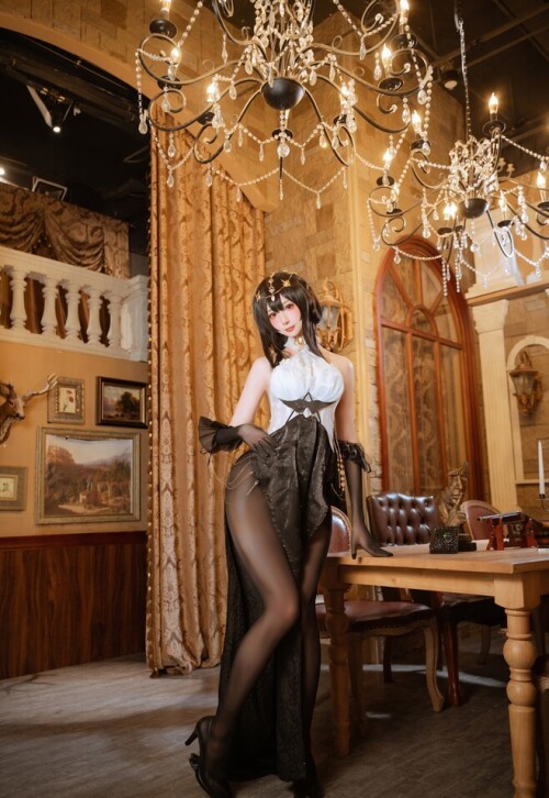 y妹不是小叶 - 镇海晚礼服 预览展示图 3