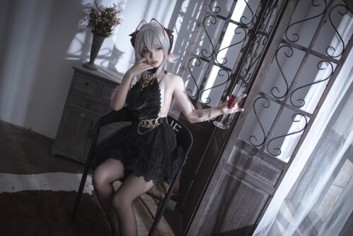 切切celia - 明日方舟 W 礼服 预览展示图 2