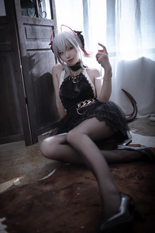 切切celia - 明日方舟 W 礼服 预览展示图 6
