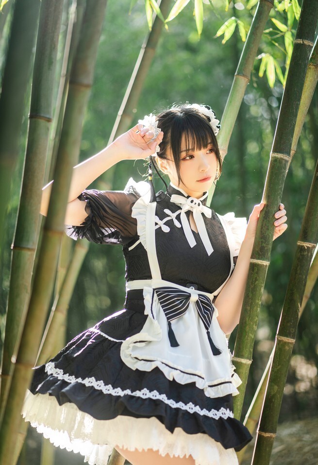 贤儿sherry - 中华女仆 [15P-128MB]