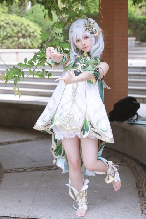朝霧愛:NTR狂喜的美少女 预览展示图 3