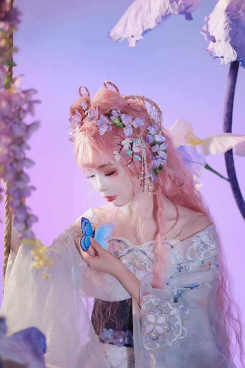 怀里猫ovo - 花月夜蝶梦 预览展示图 4