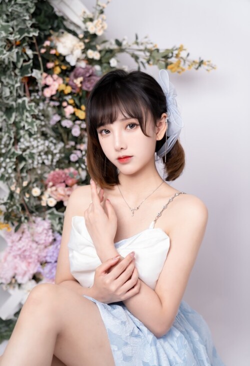 阿璇学妹 - 少女写真 预览展示图 2