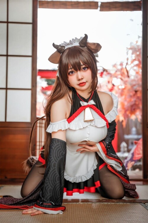啊日日_Ganlory - 碧蓝航线 迷糊女仆 预览展示图 4