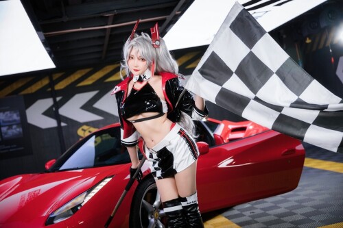 Momoko葵葵&瓜希酱 - 碧蓝航线 欧根&企业 赛车女郎 预览展示图 6