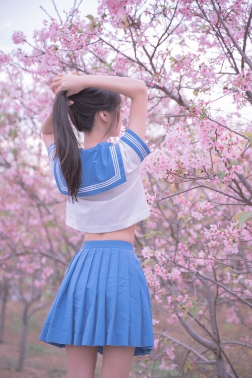 萌芽儿 - 樱花jk 预览展示图 4