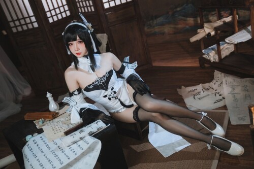 焖焖碳 - 碧蓝航线 鎮海 白黑礼服 预览展示图 3