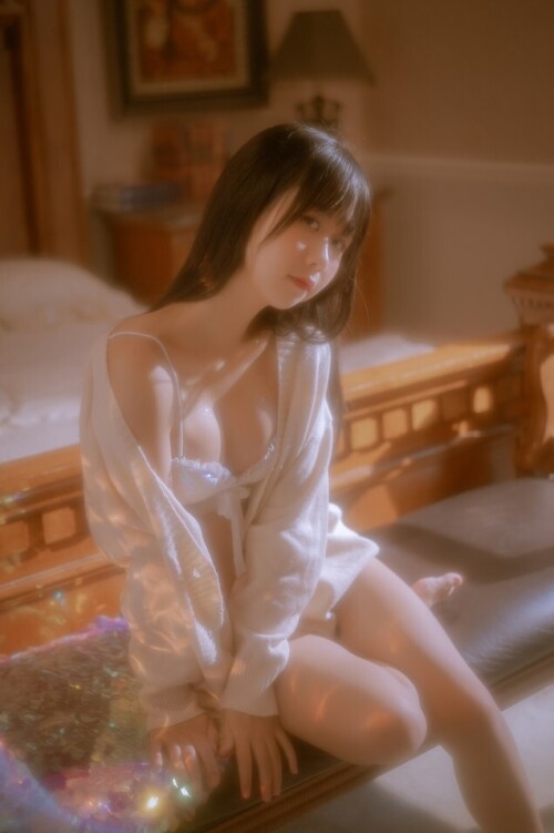 萌芽儿 - 人鱼姬 预览展示图 1