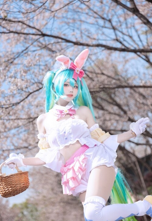 墨色的团子_墨舒 - 初音未来 预览展示图 4
