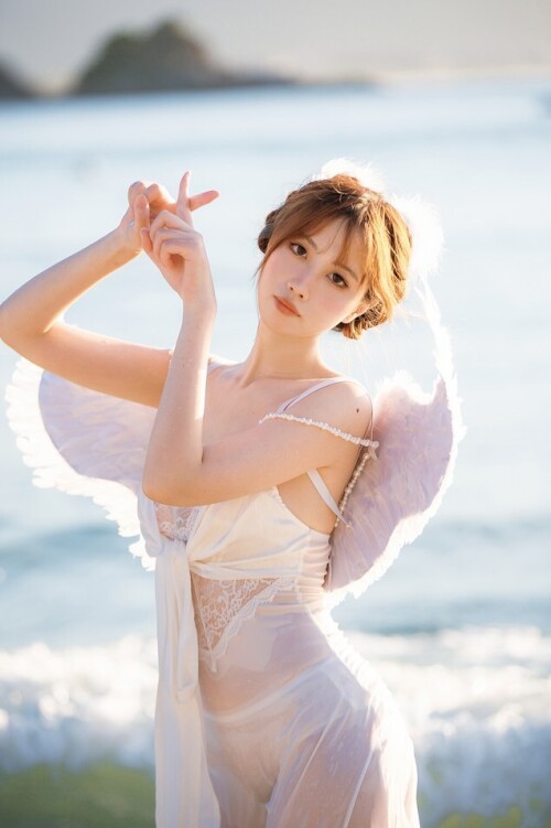 念雪ww - 海边神明少女 预览展示图 3