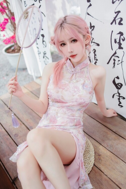仙女月 - 粉色旗袍 预览展示图 5