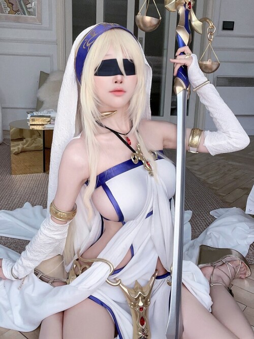 水淼aqua - Fantia 23-11月会员订阅 ⚜️剣の乙女⚜️ 预览展示图 4