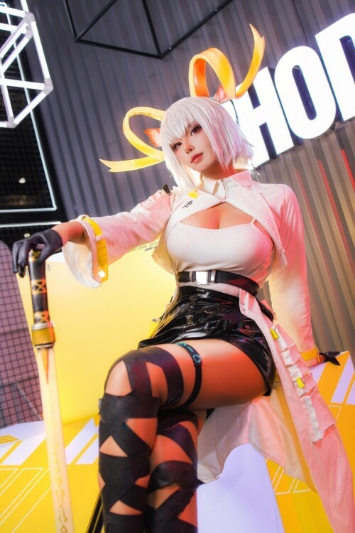 菌烨tako - 明日方舟 卡涅利安 预览展示图 2
