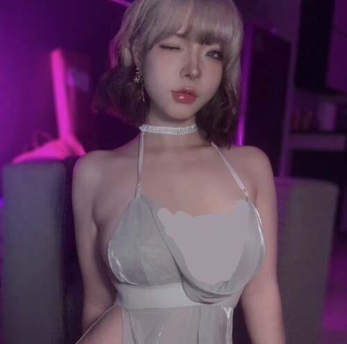 Kokuhui - 孤独中的亲密 预览展示图 1
