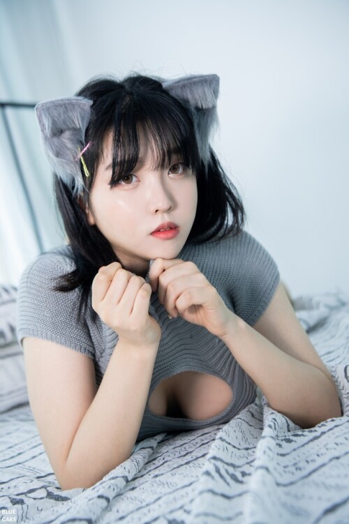 Song Hana (송하나) - [BLUECAKE] House Cat 预览展示图 4