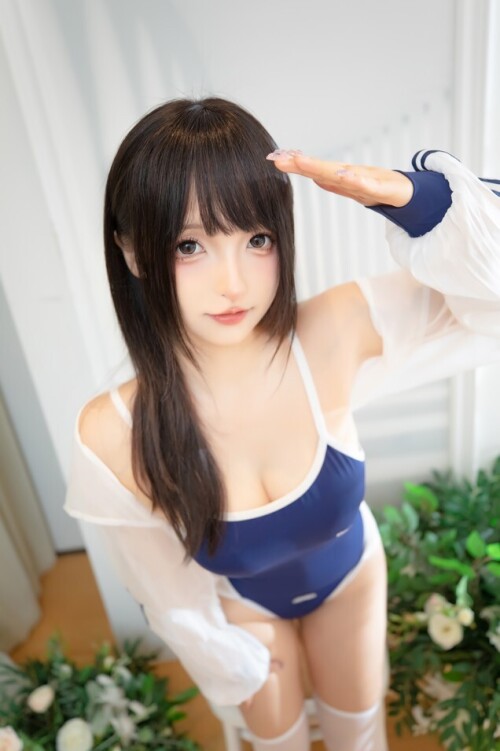 神楽坂真冬 - 夏日泳装 预览展示图 6