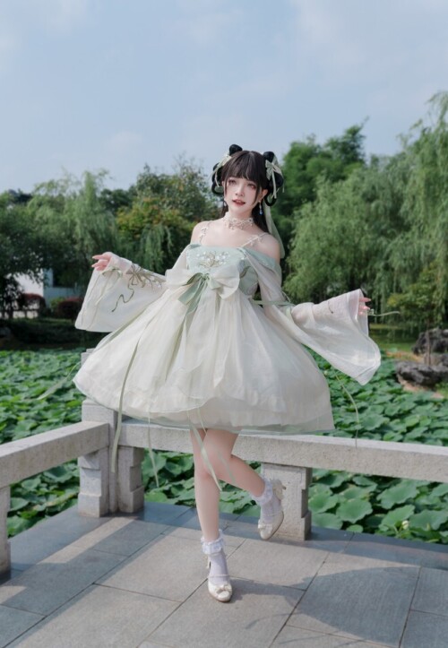 花甲conch - 采荷小师妹 预览展示图 2