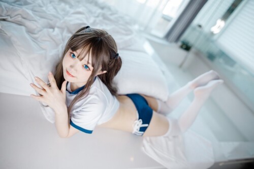 神沢永莉 - 半双马尾体操服大腿袜 预览展示图 5