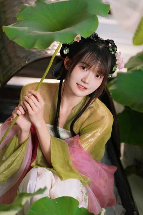 兔子Zzz不吃胡萝卜 - 浮香花谷 预览展示图 3